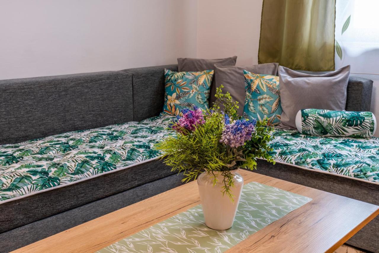 דירות House Silvija PUY מראה חיצוני תמונה