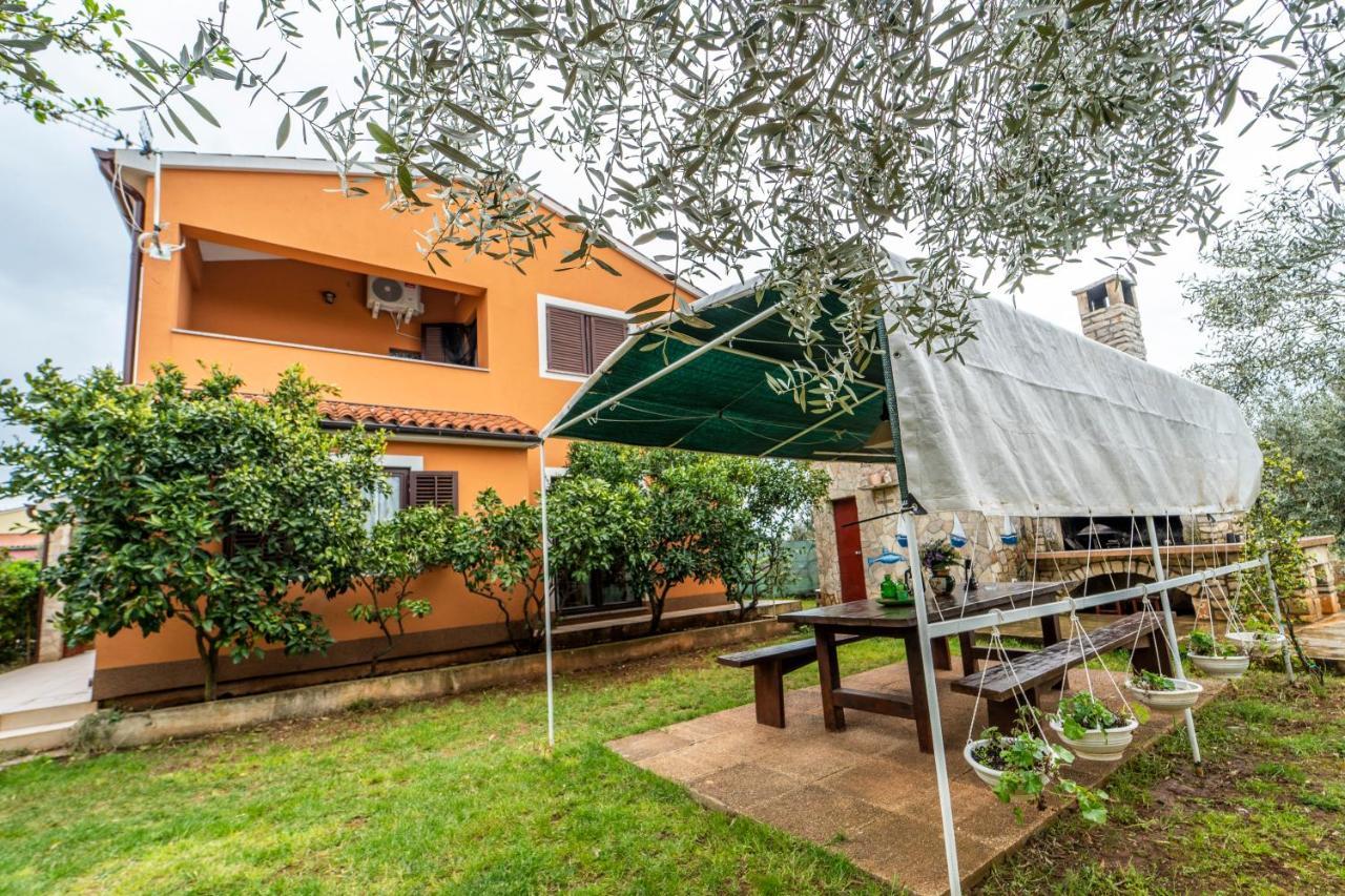 דירות House Silvija PUY מראה חיצוני תמונה