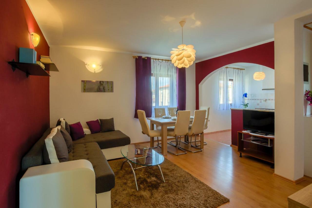 דירות House Silvija PUY מראה חיצוני תמונה